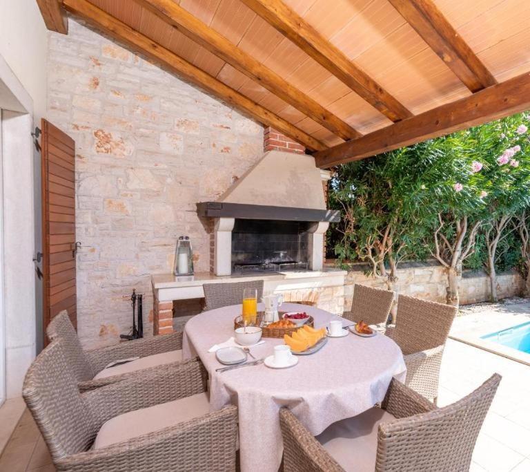 Villa Mia Lea Tar-Vabriga 외부 사진
